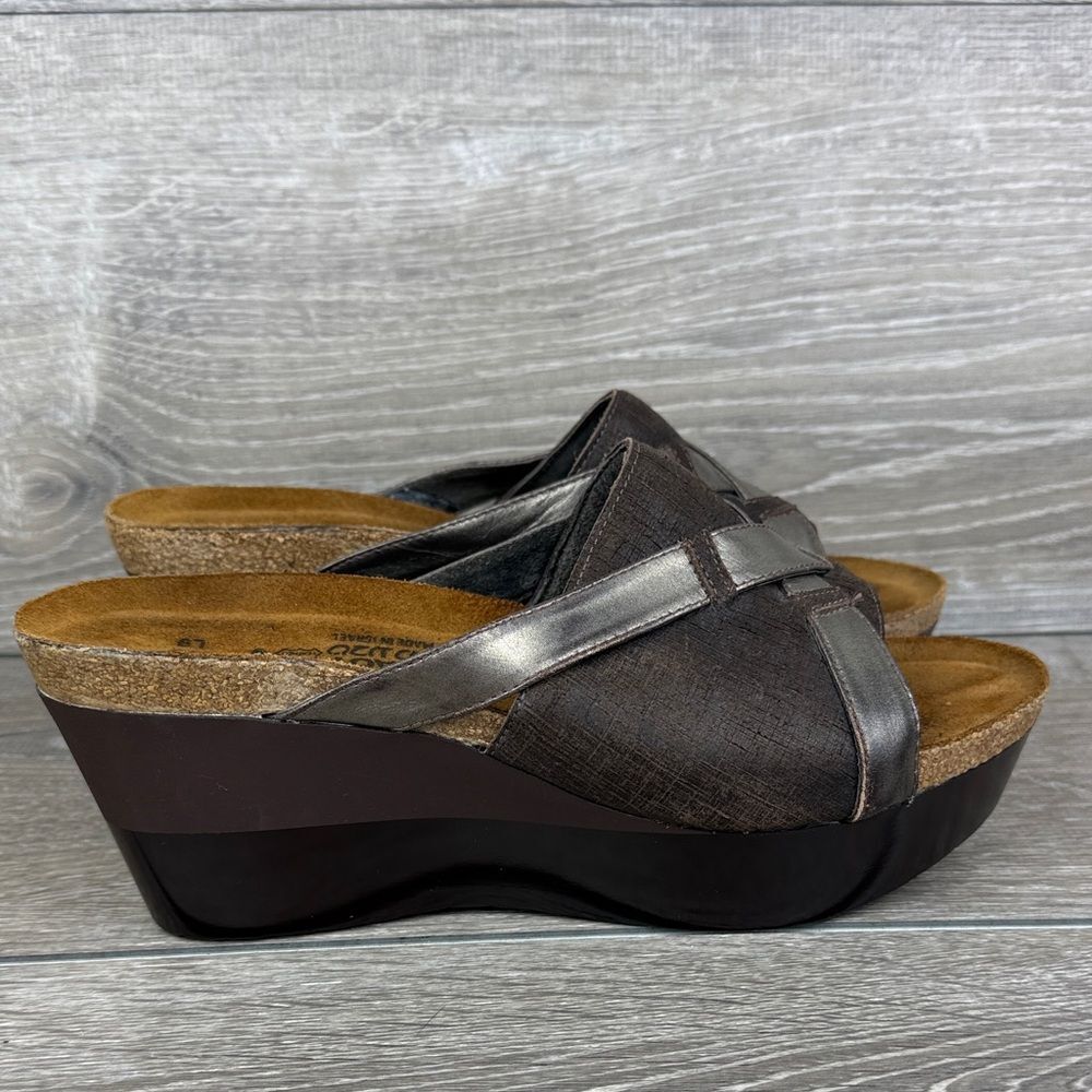 Naot Eve Brown Leather Women's Sz 9/EU 40 Slip On Open Toe Platform Wedge Sandal
